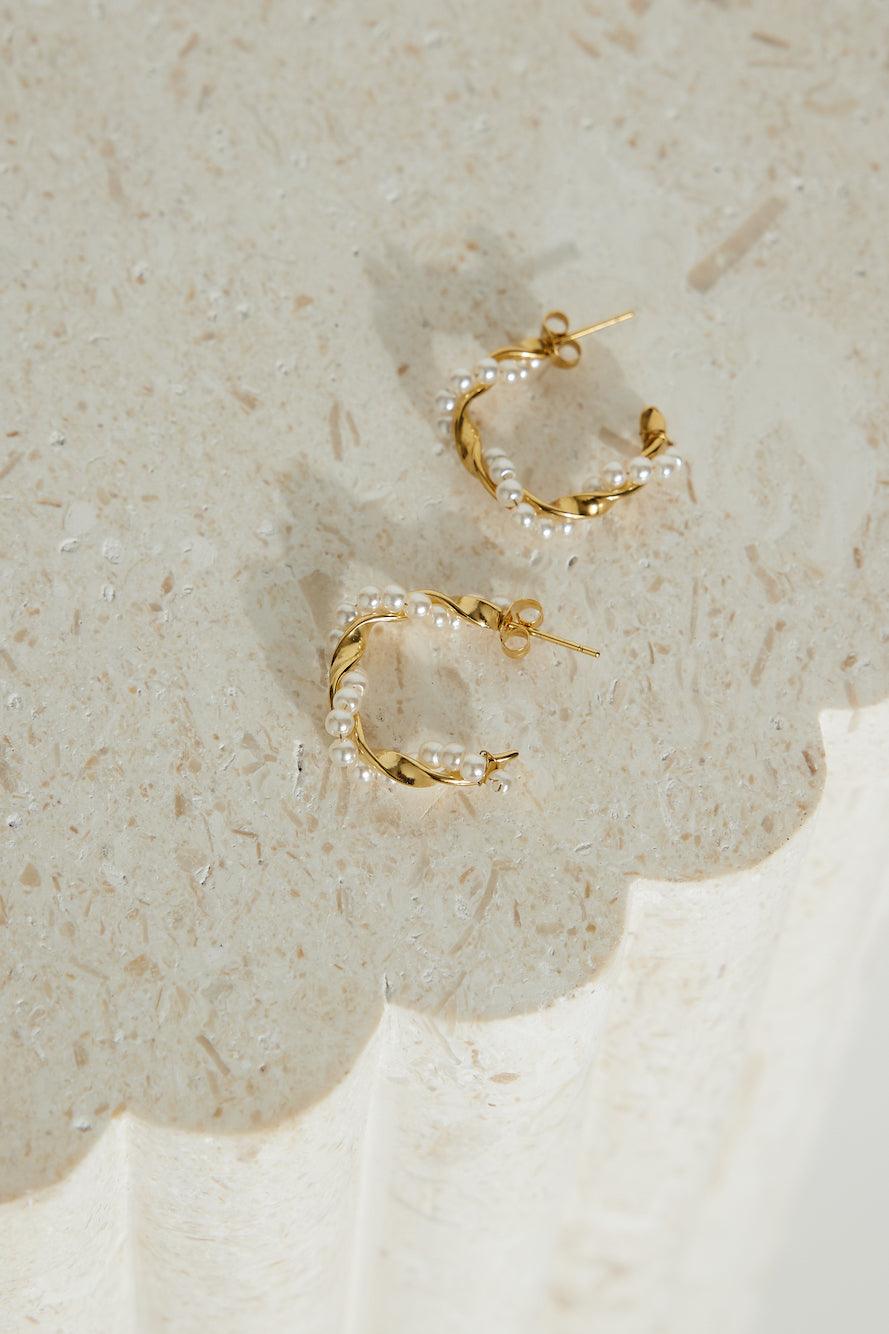 18K gold plated hoop earrings with exotic pearl design, luxe everyday women's jewelry