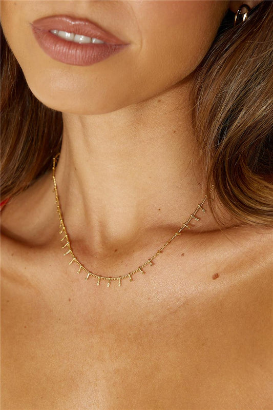 18k Gold Plated Queen Things Necklace Gold - Urbann-Vibe