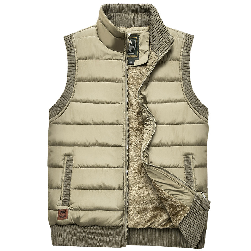Men's Levi's black quilted fleece vest stand collar insulated sleeveless bodywarmer cold weather