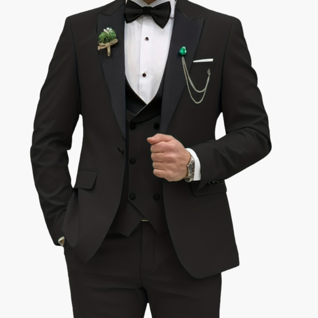 Men's slim fit three-piece suit contrast lapels formal wedding attire lightweight tailored jacket vest trousers