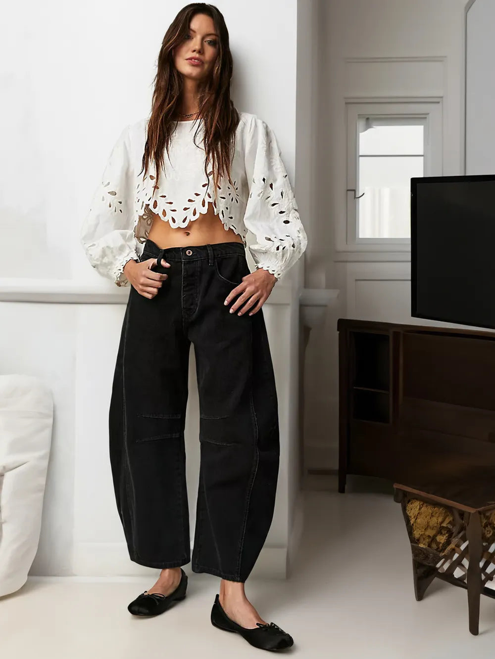 Women's classic blue wide-leg denim pants with relaxed fit and breezy silhouette for everyday casual wear