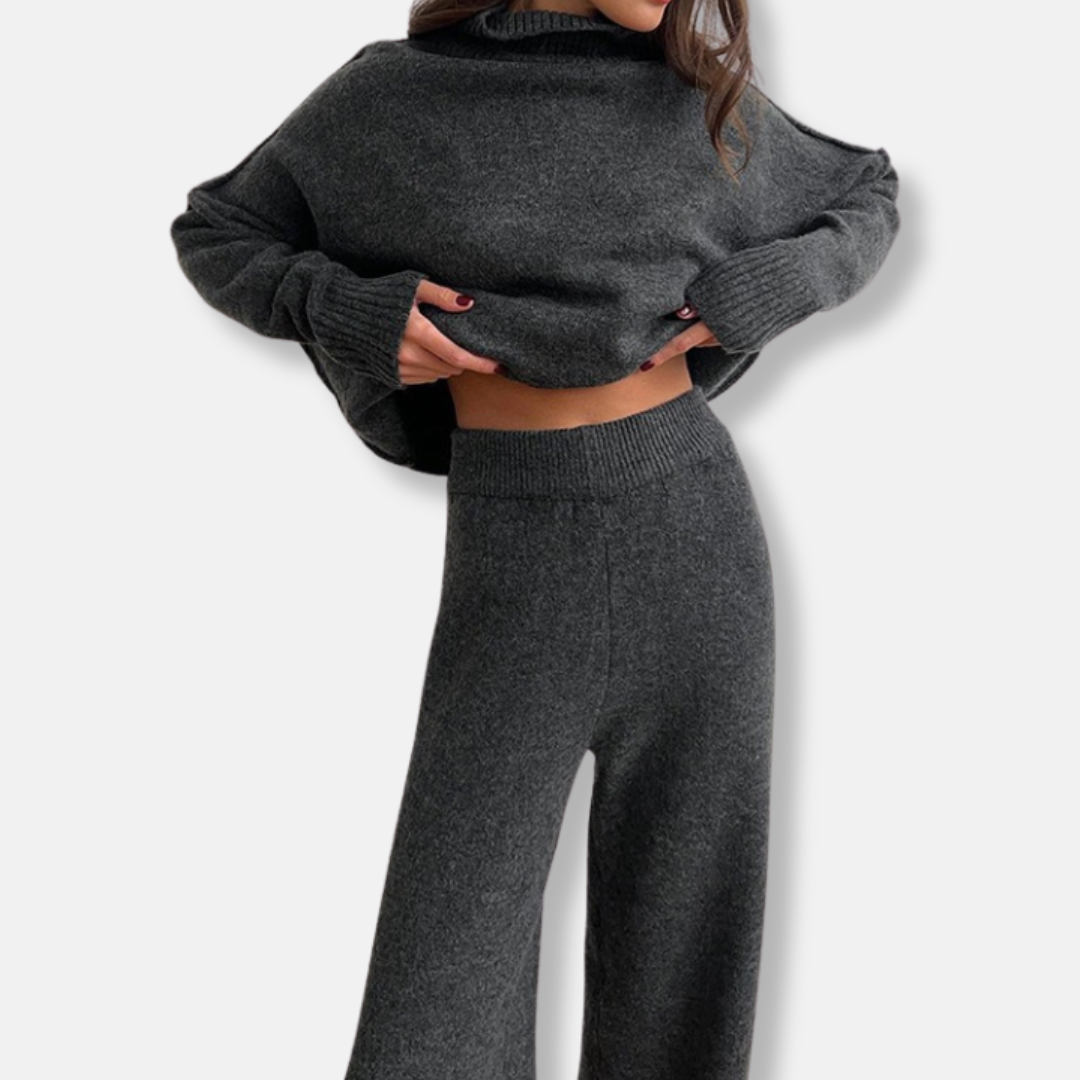 Women's chunky knit two-piece set oversized turtleneck sweater coordinated relaxed silhouette acrylic blend