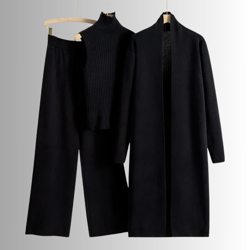 Women's three-piece loungewear set relaxed fit soft breathable fabric everyday comfort coordinated style