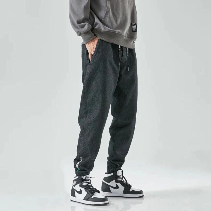 Men's blue denim jogger pants relaxed fit with superior shape retention and everyday comfort