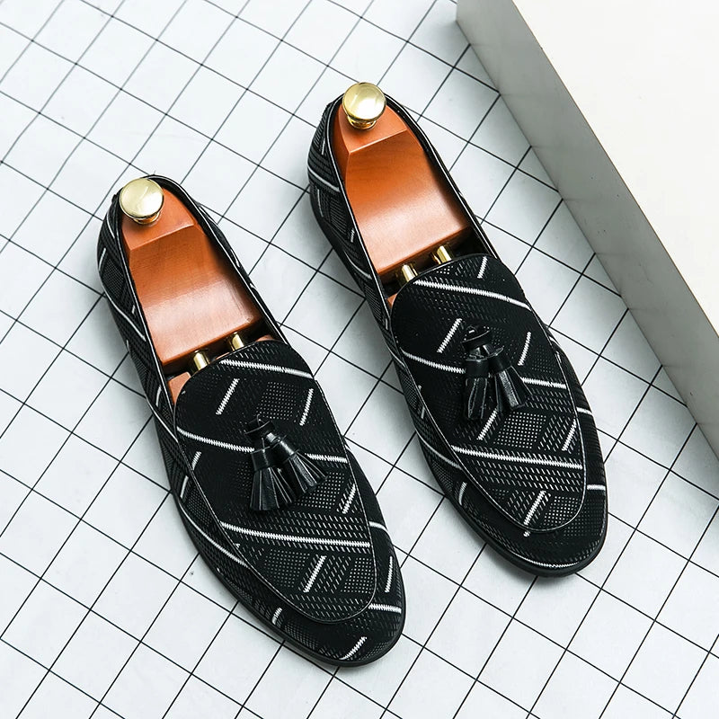 Checker weave slip-on loafers with tassel accent, lightweight breathable design for smart casual wear