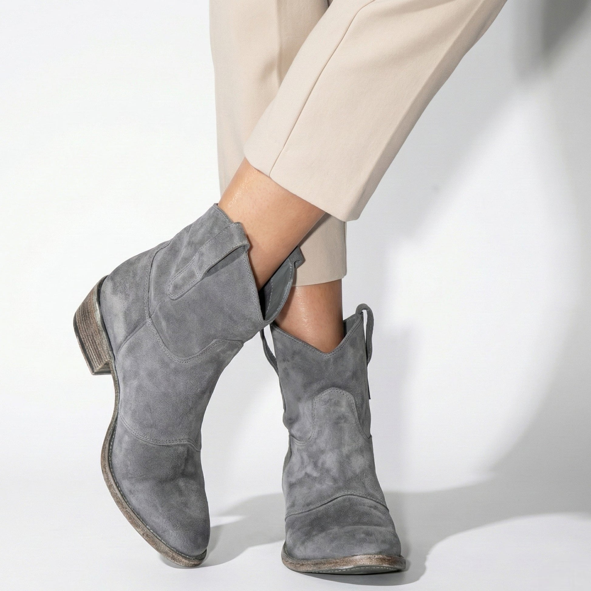 Women's western ankle boots pointed toe city-ready everyday comfort versatile brown leather style