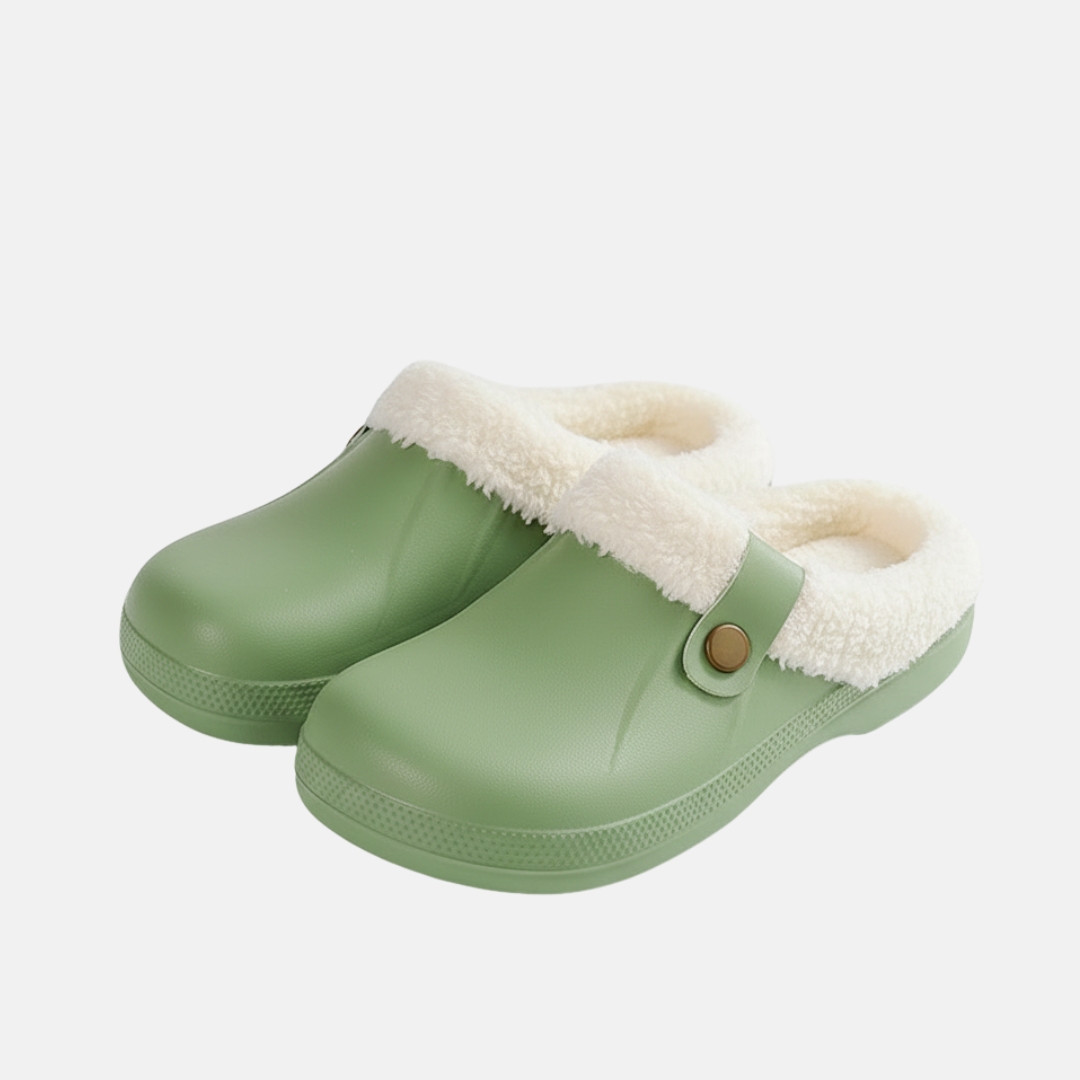 Women's fleece-lined water-resistant wide-fit slip-on clogs with adjustable swivel strap for winter