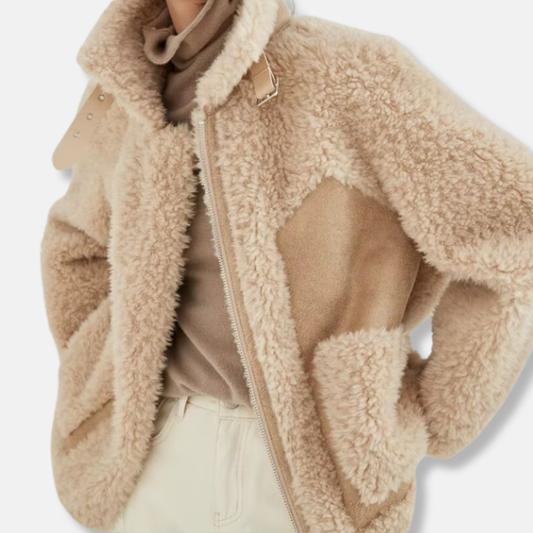 Women's relaxed fit shearling jacket in warm wool tones with cozy collared neckline for cold weather