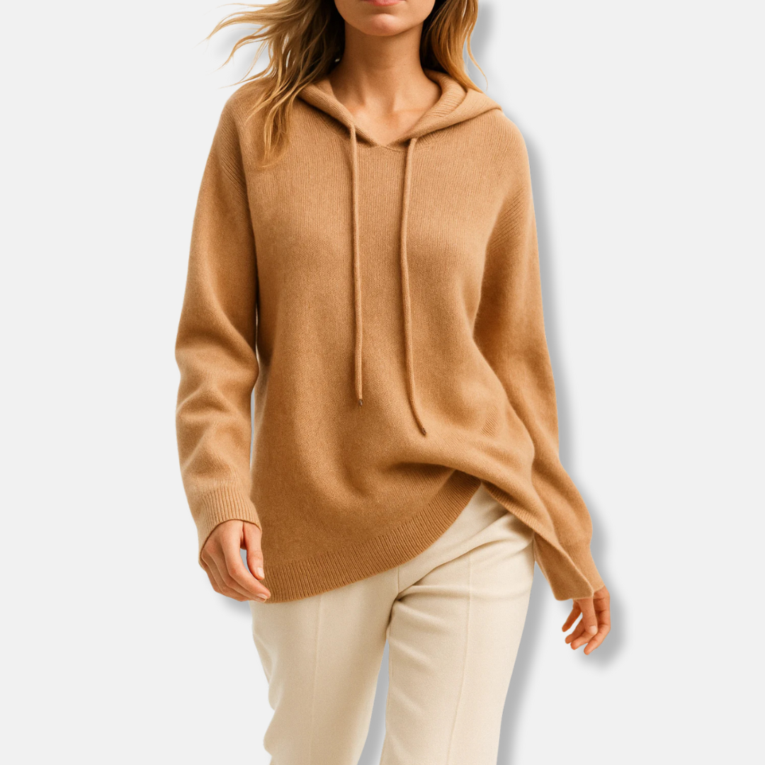 Women's relaxed-fit knit hoodie with raglan sleeves in elegant everyday casual style