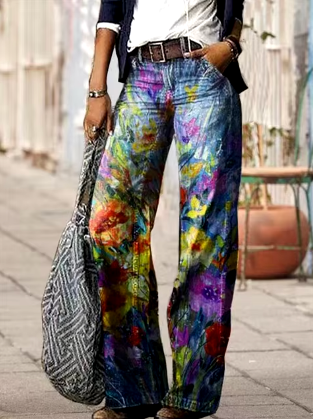 Women's floral print wide leg pants high waist with pockets, relaxed feminine silhouette