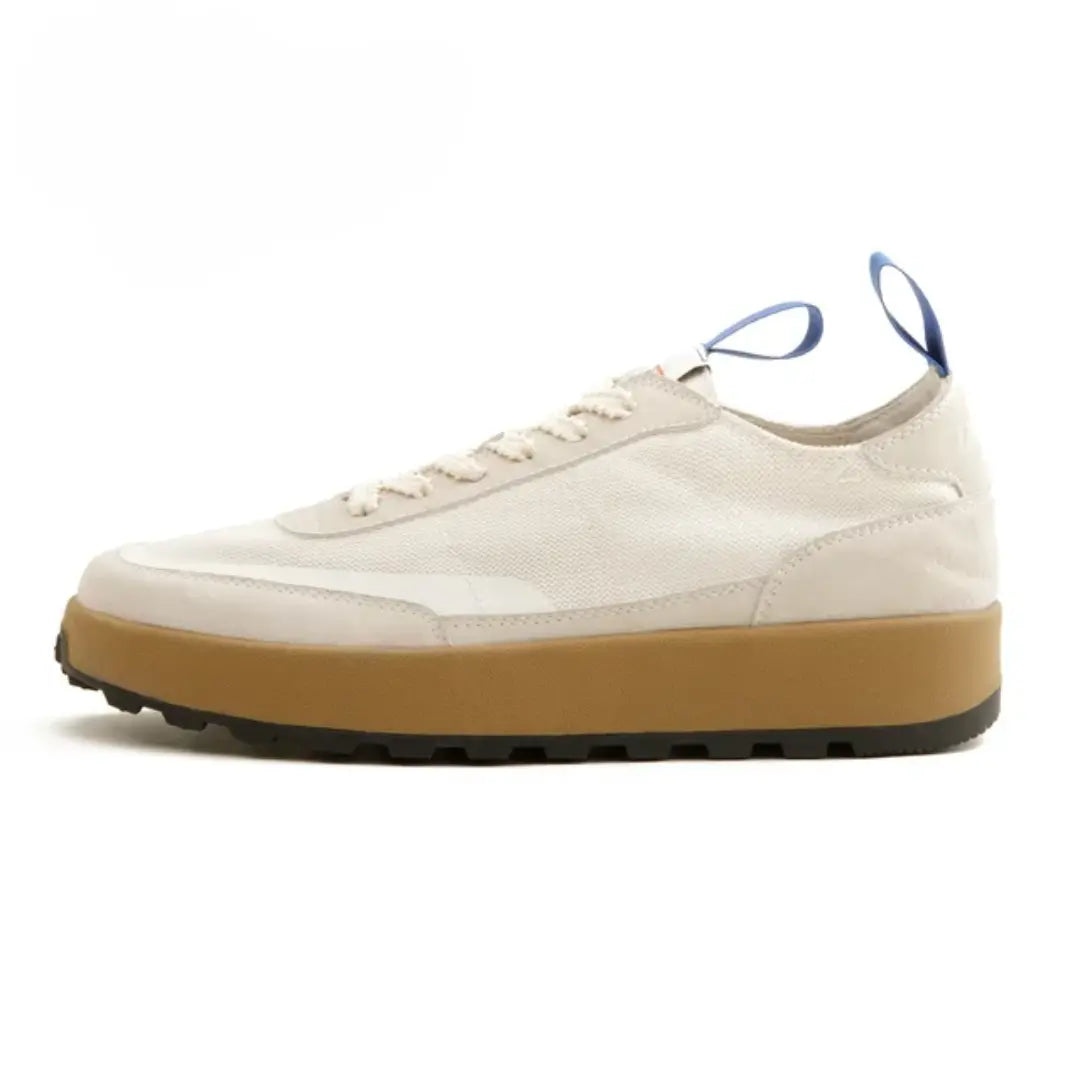 White Pulse sneakers sleek low-top design with cushioned sole for active urban style