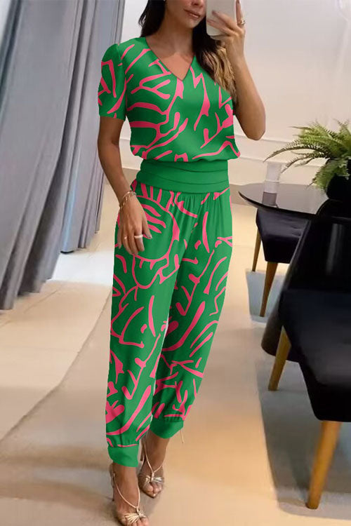 Women's printed two-piece set V-neck short sleeve top with long pants soft blended fabric all-season