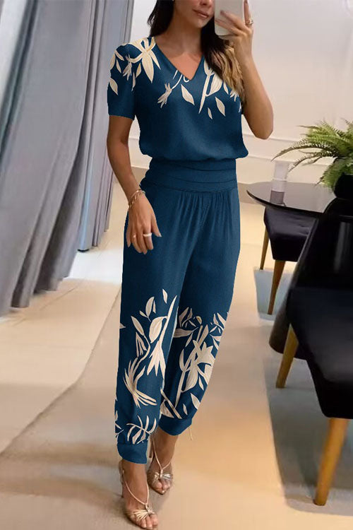 Women's printed two-piece set V-neck short sleeve top with long pants soft blended fabric all-season