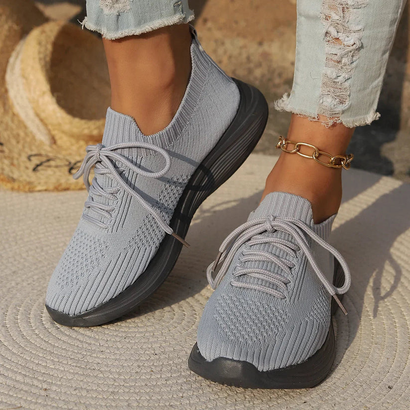 Women's breathable knit sneakers lightweight lace-up casual shoes with airy mesh construction