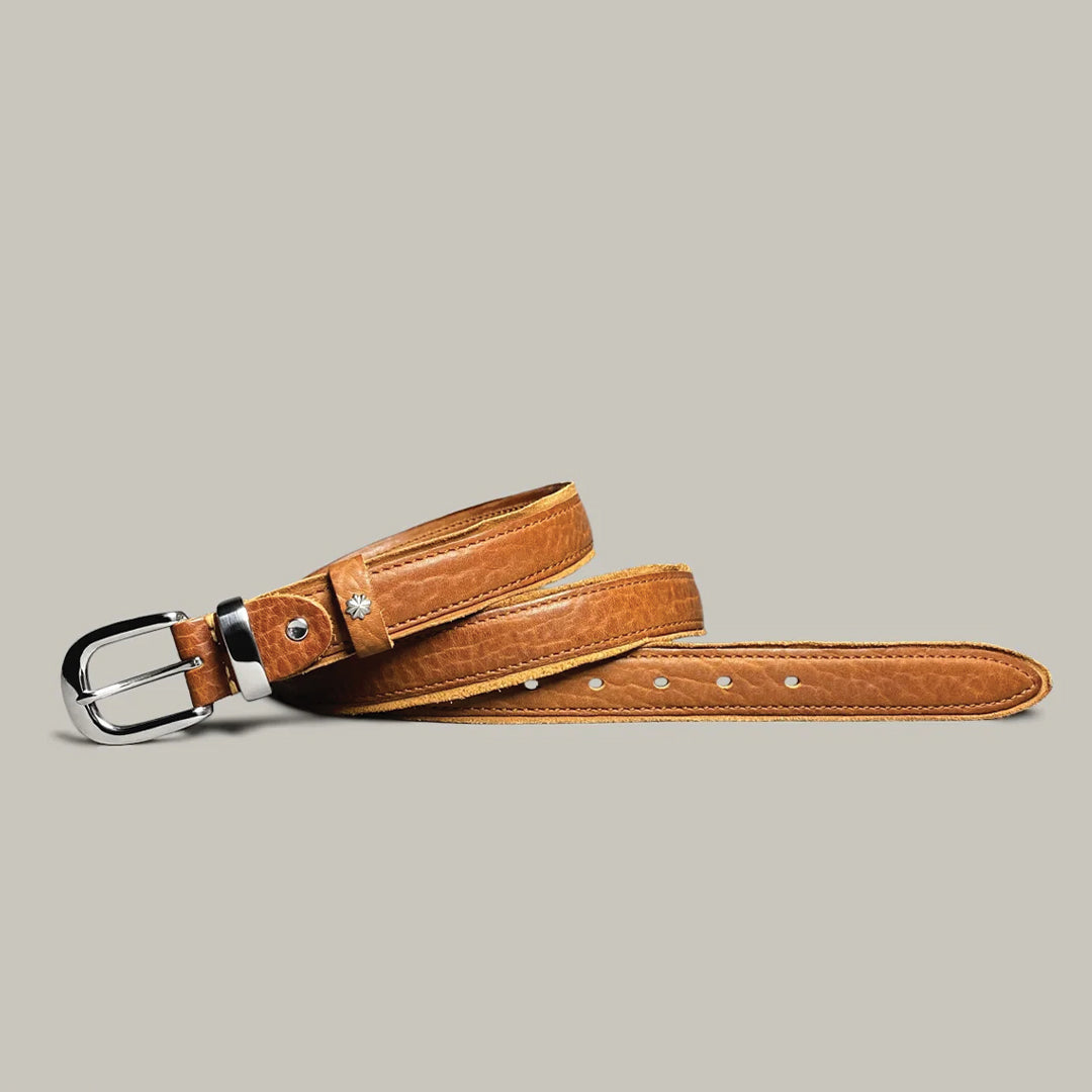 Men's brown vegetable-tanned cowhide leather belt with brushed buckle and star-embossed keeper