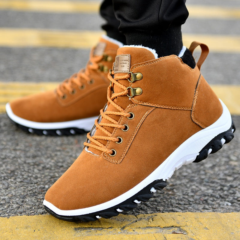 Women's winter boots warm faux fur lining suede textile upper durable rubber sole cold-weather comfort
