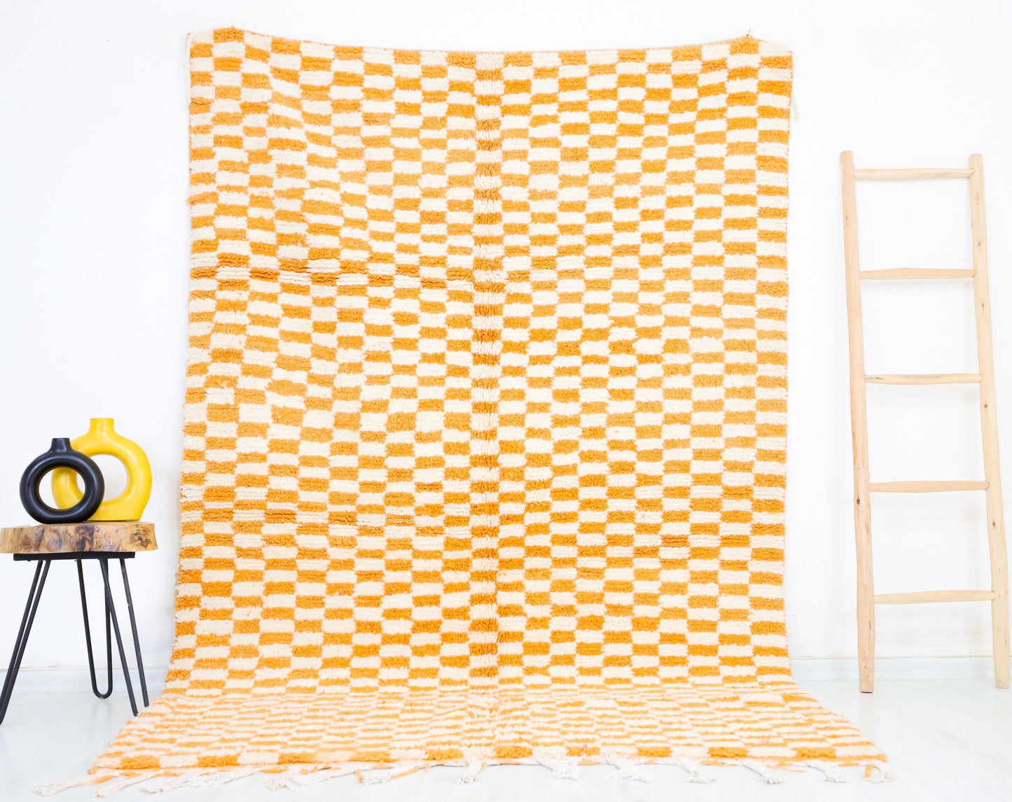Beccha Moroccan Checkered Rug 5'5" x 8'5" - Urbann-Vibe