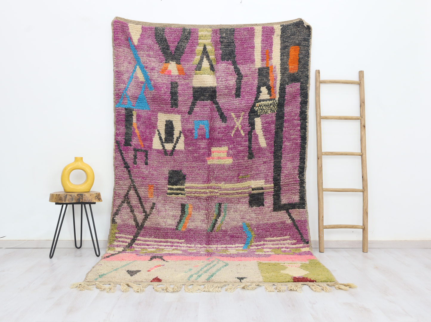 Ameqqran Moroccan Rug 5'4" x 9'0" - Urbann-Vibe