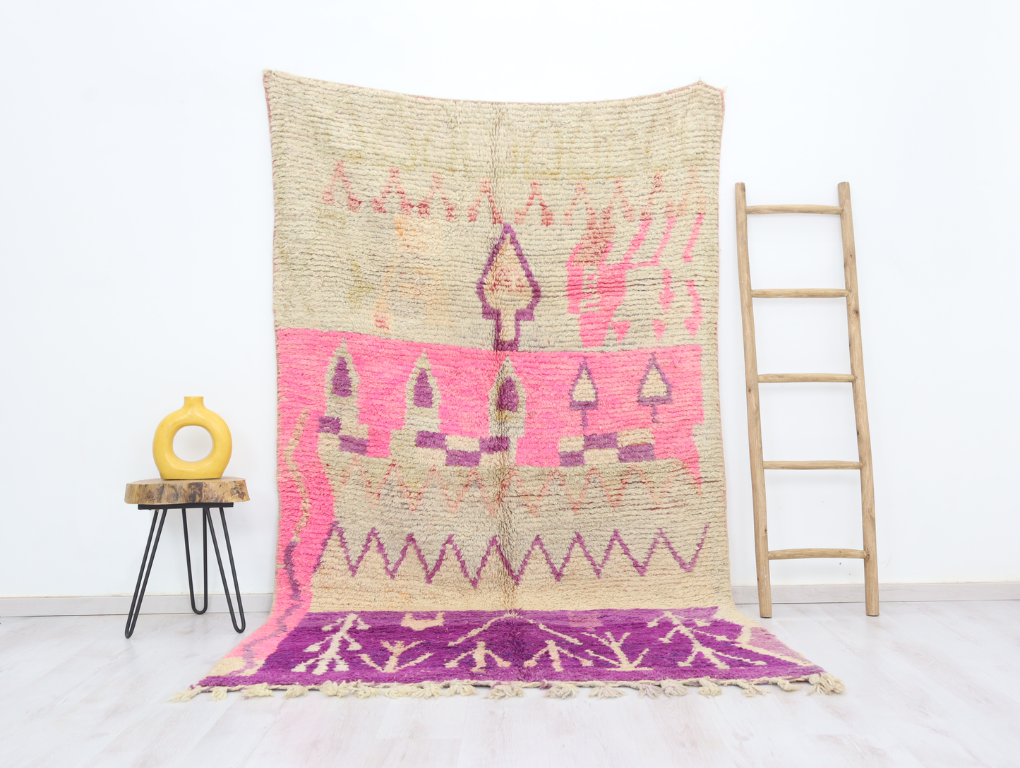 Anigouran Moroccan Rug 5'2" x 8'9" - Urbann-Vibe