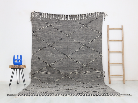 Amadsu Moroccan Kilim Rug 6'0" x 10'3" - Urbann-Vibe