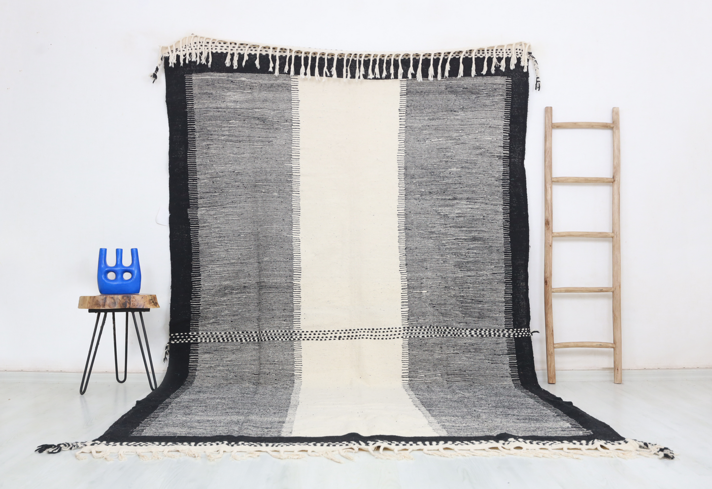 Awras  Moroccan Kilim Rug 6'5" x 10'2" - Urbann-Vibe