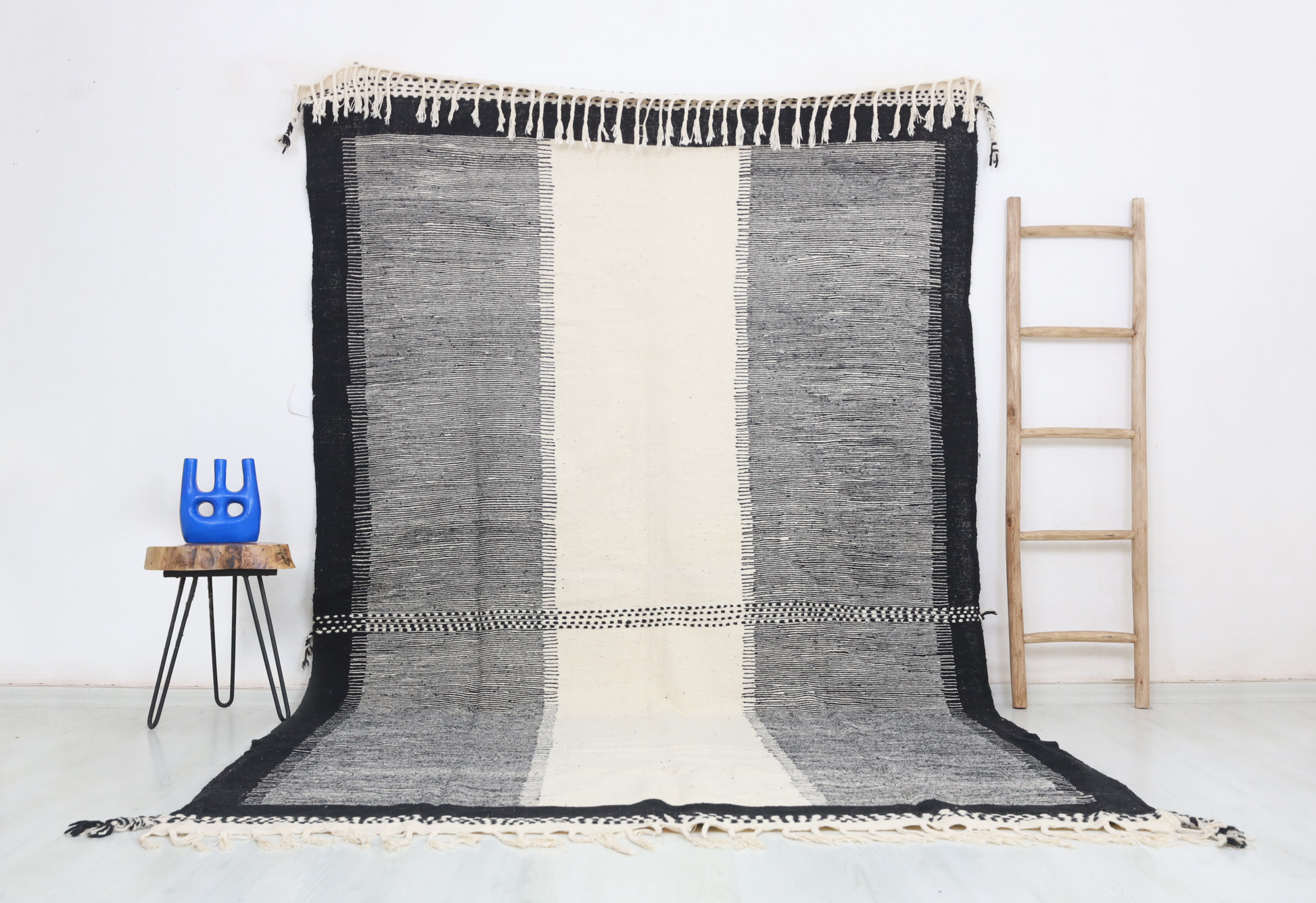 Awras  Moroccan Kilim Rug 6'5" x 10'2" - Urbann-Vibe
