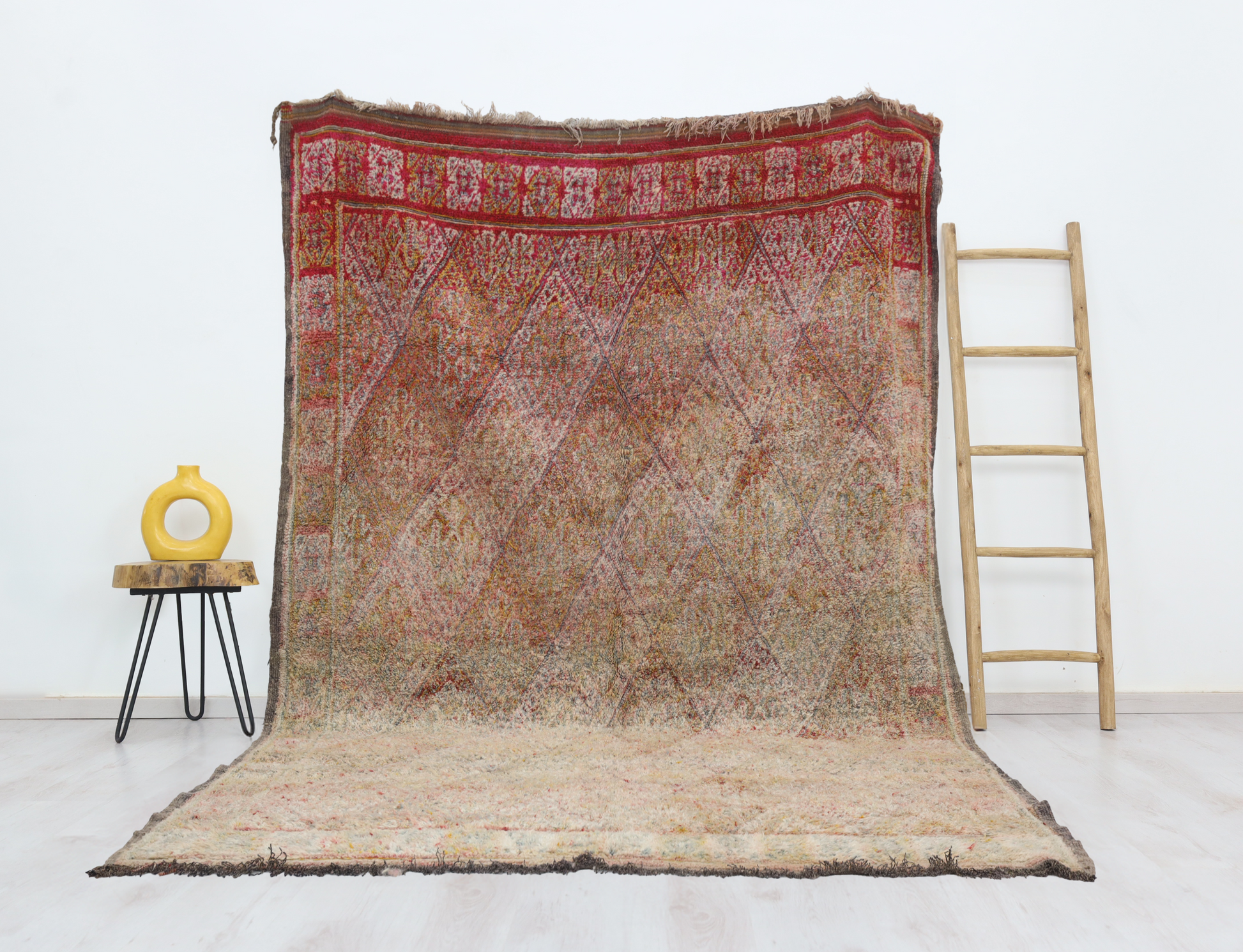 Tisnelt Vintage Moroccan Rug 7'5" x10'3" - Urbann-Vibe