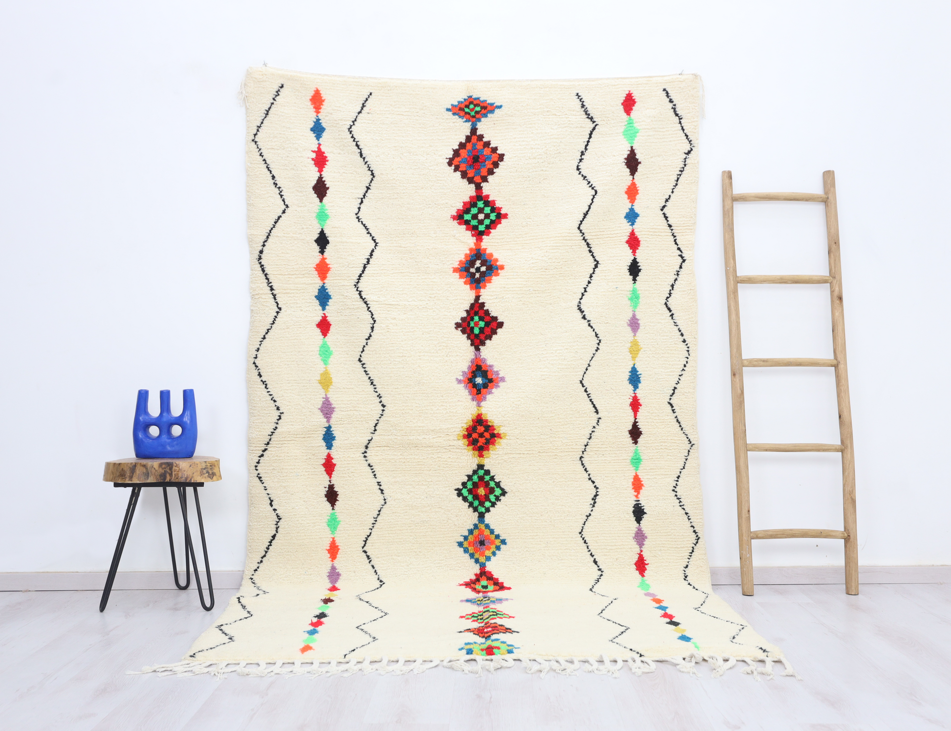 Guraya Moroccan Rug 5'4" x 8'8" - Urbann-Vibe