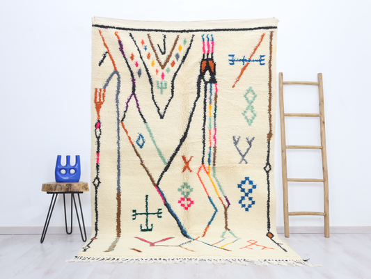 Tagwizult Moroccan Rug 4'9" x 8'3" - Urbann-Vibe