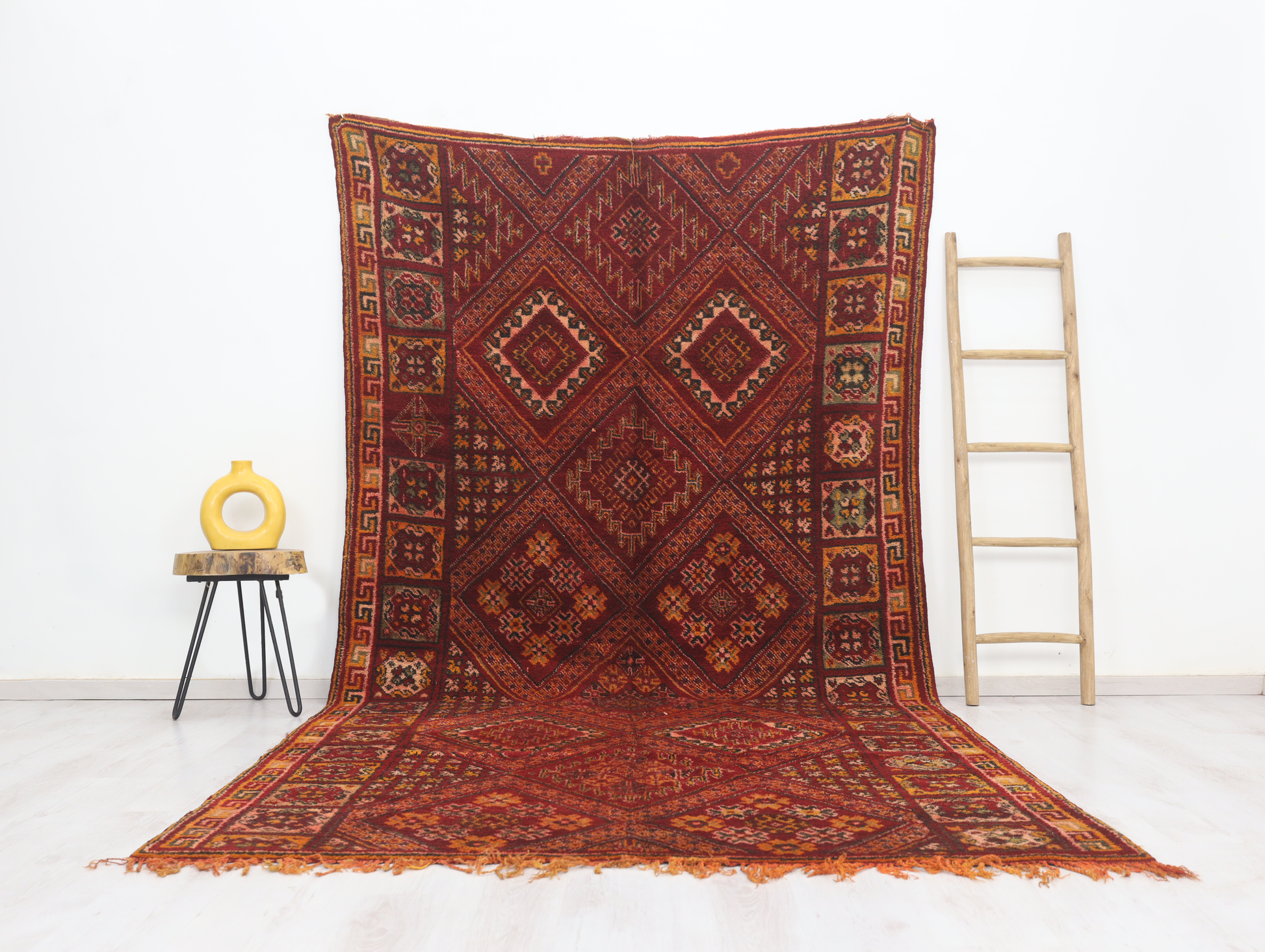 Aserdas Vintage Moroccan Rug  6'1" x 11'5" - Urbann-Vibe