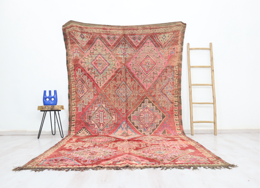 Amanar Vintage Moroccan Rug 6'0" x 11'8" - Urbann-Vibe