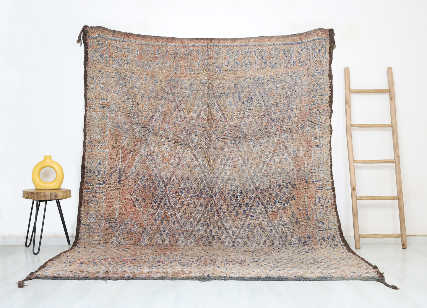 Tirzit Vintage Moroccan Rug  6'6" x9'1" - Urbann-Vibe