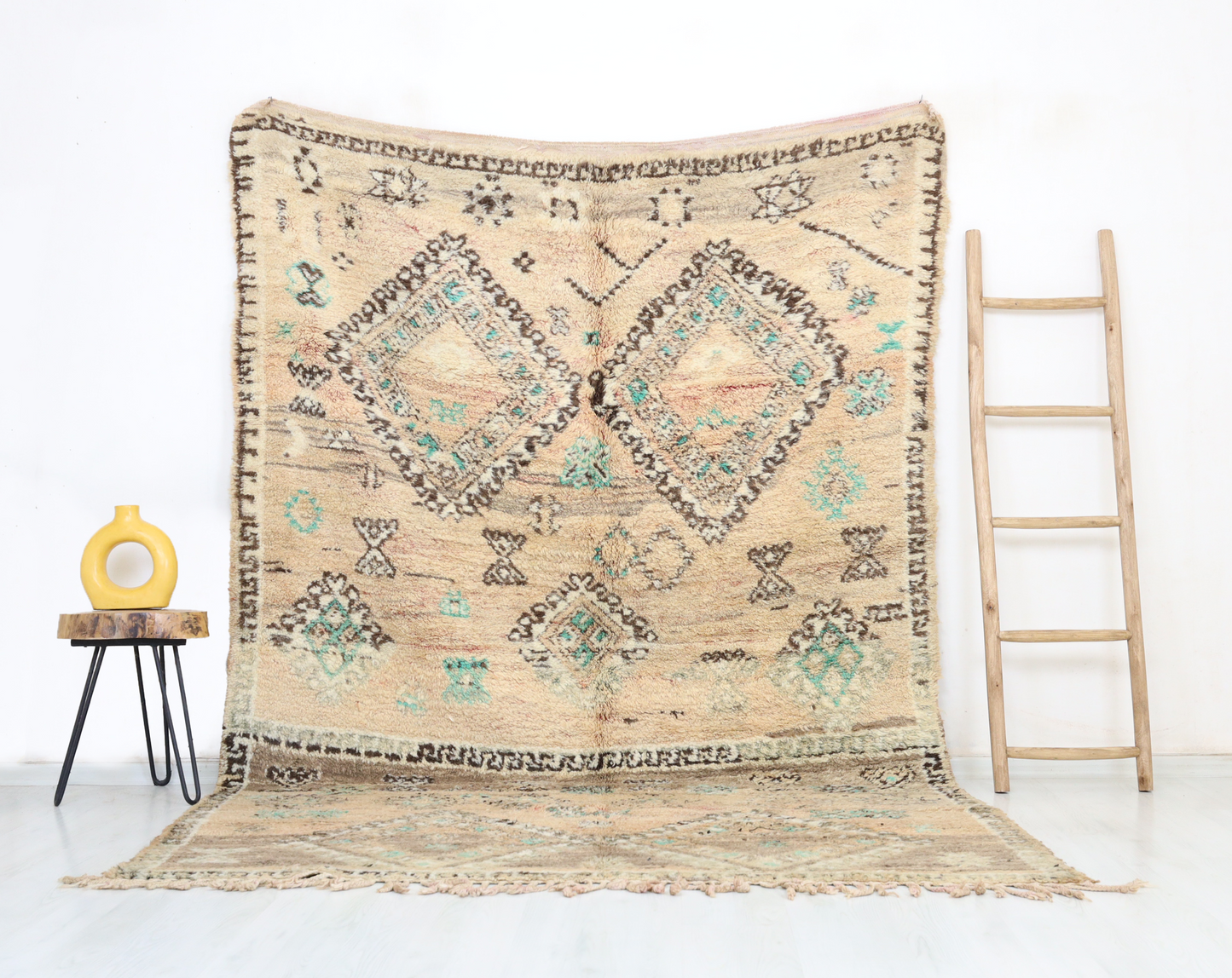Tazrurt  Vintage Moroccan Rug  6'2" x9'5" - Urbann-Vibe