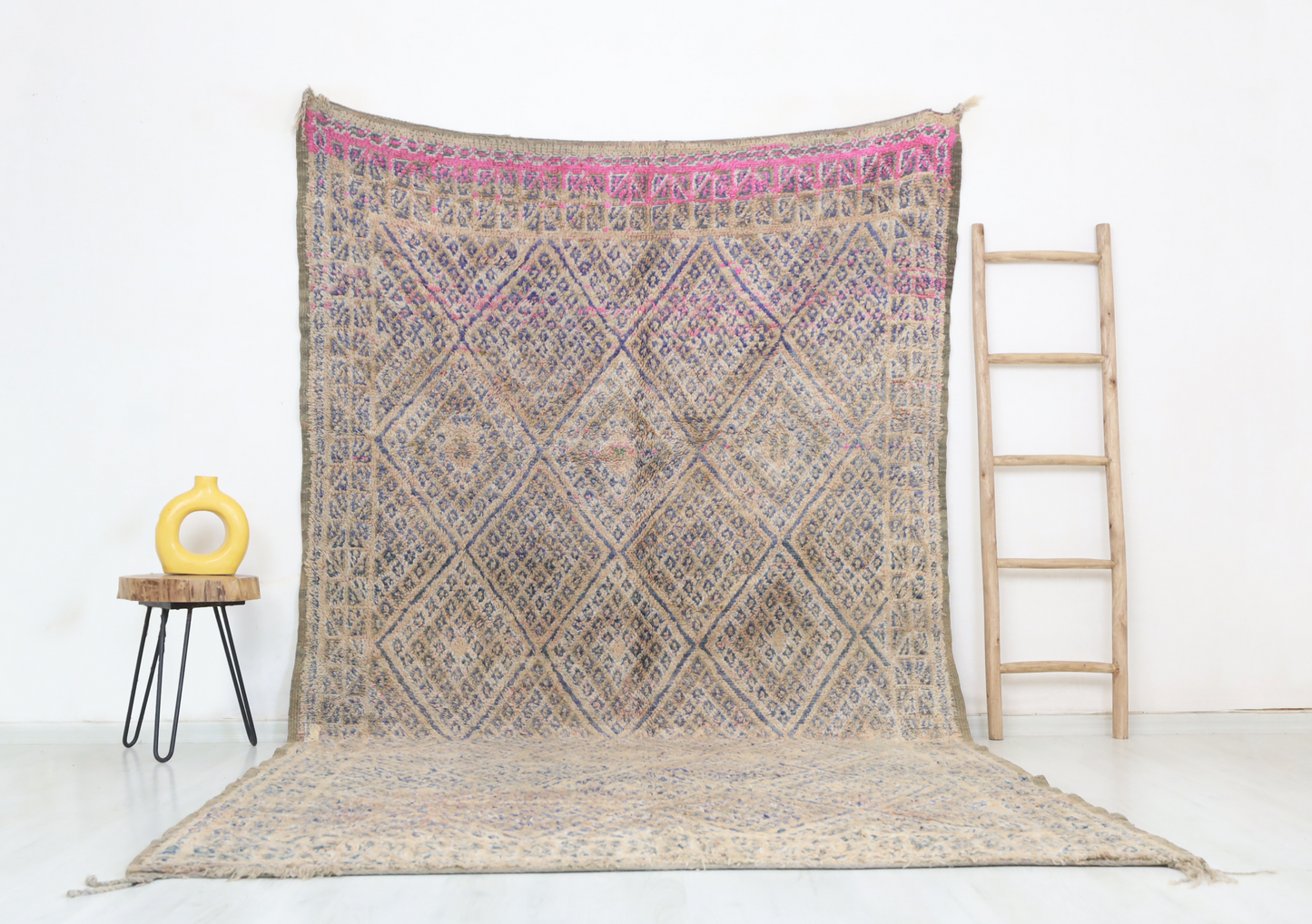 Tililla Vintage Moroccan Rug  6'2" x11'2" - Urbann-Vibe