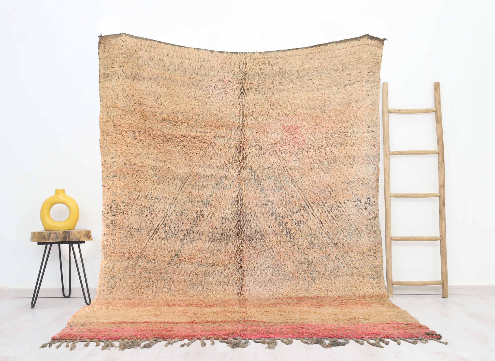 Akaram Vintage Moroccan Rug  6'9" x9'2" - Urbann-Vibe