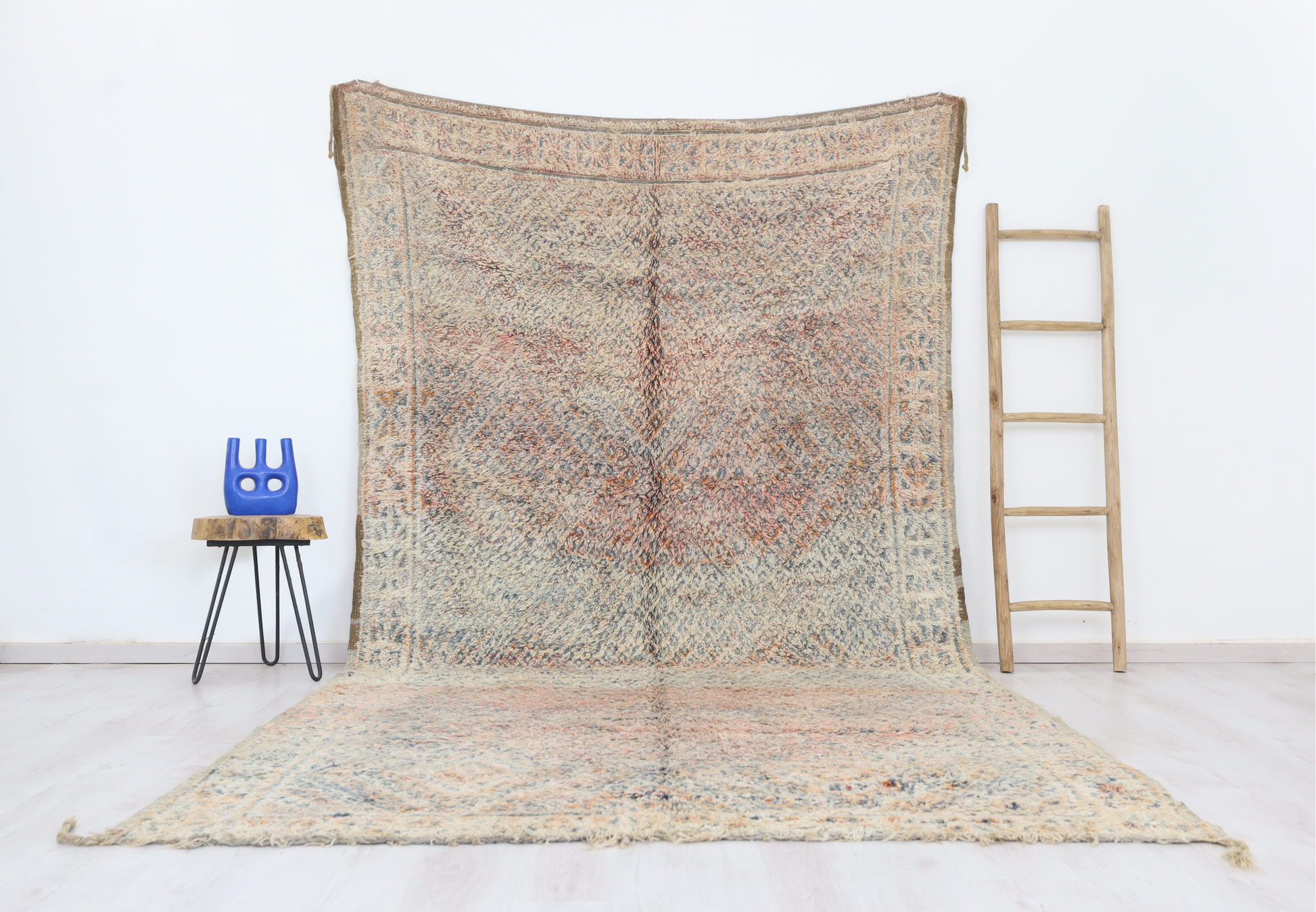 Irsen Vintage Moroccan Rug 6'6" x11'8" - Urbann-Vibe