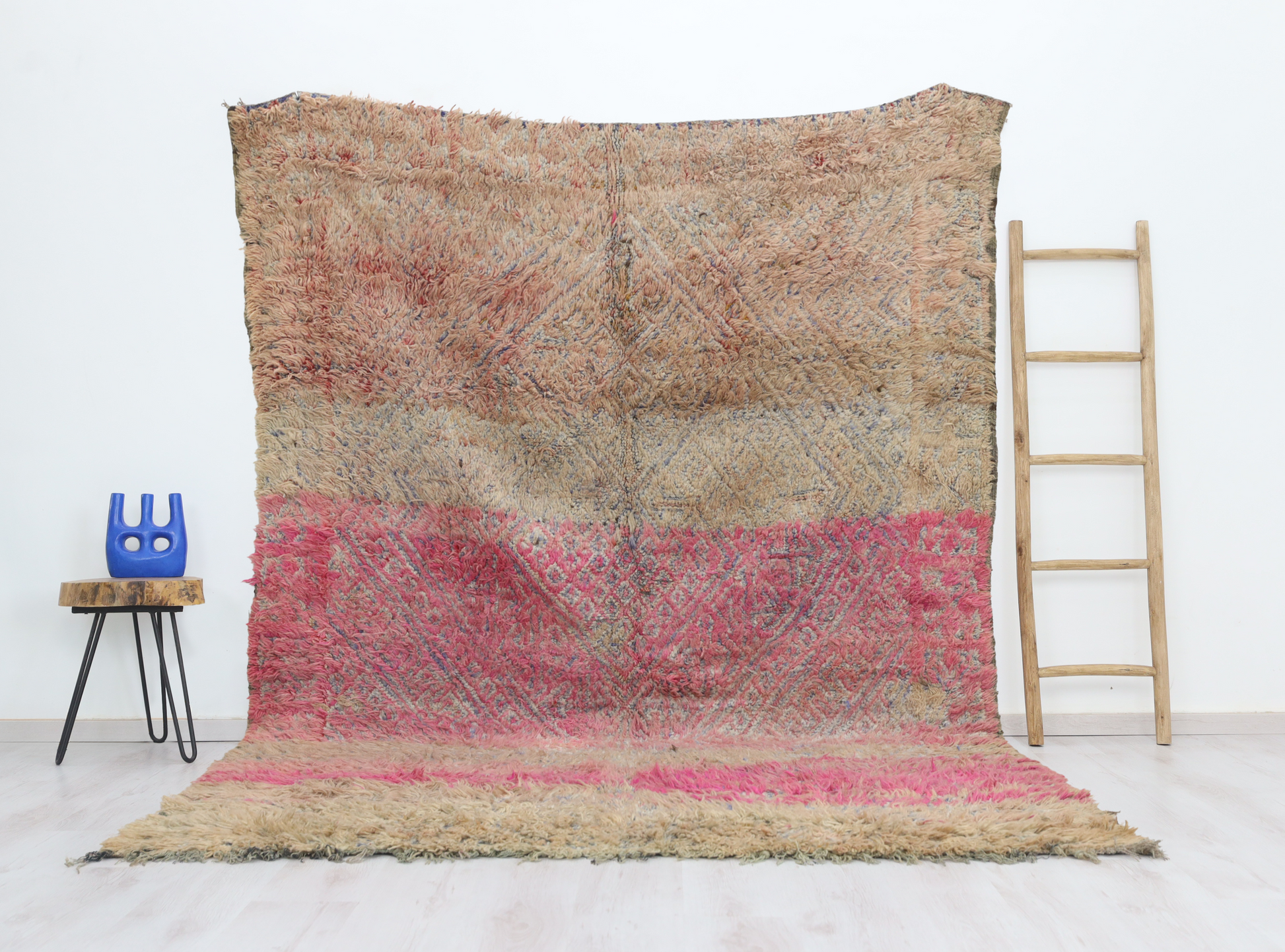 Taymut Vintage Moroccan Rug 6'6" x9'8" - Urbann-Vibe
