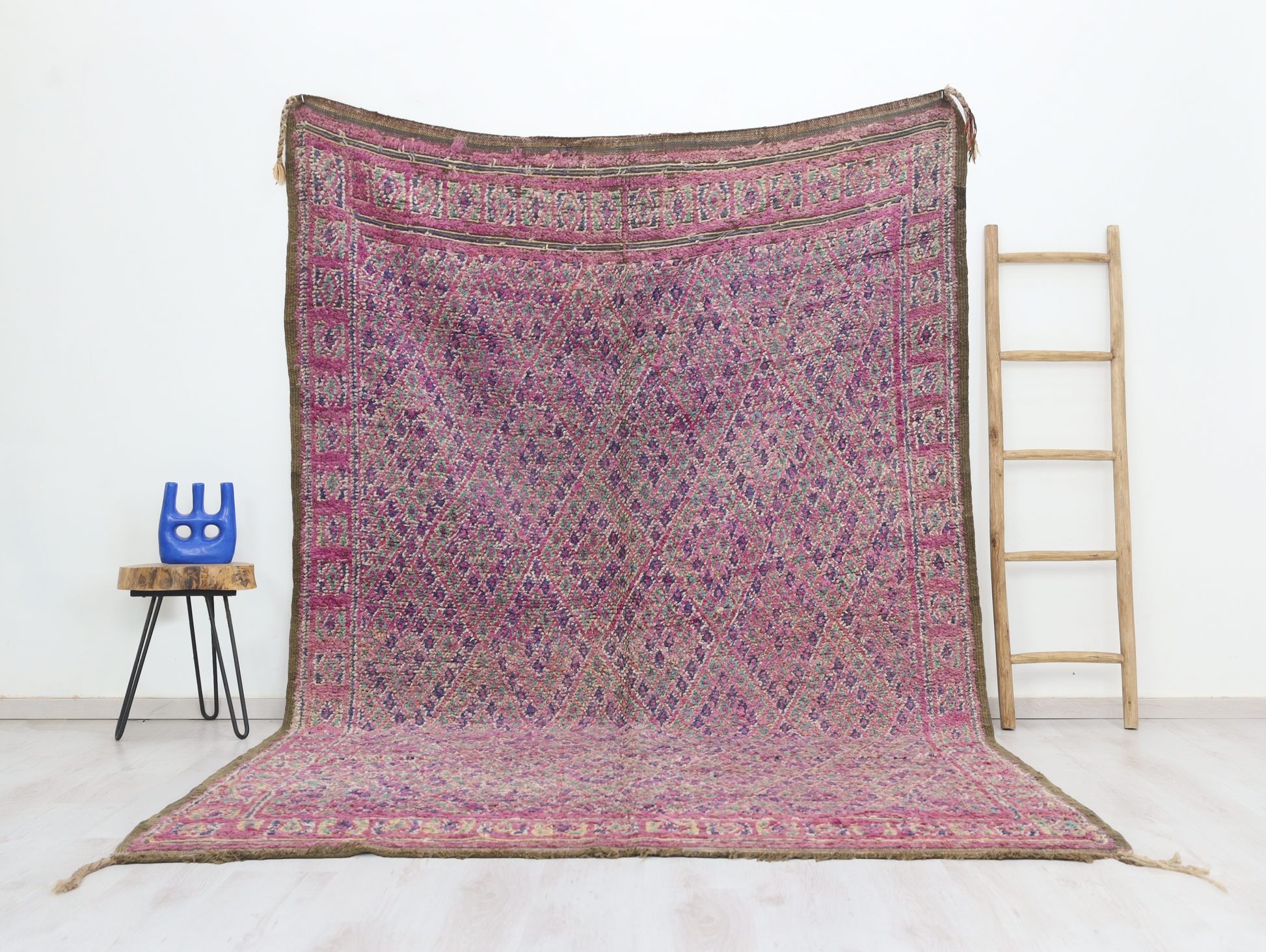 Tawriqt Vintage Moroccan Rug 6'6" x10'3" - Urbann-Vibe