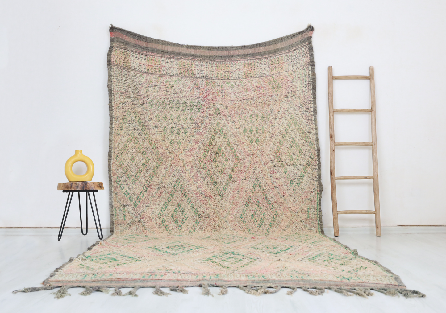 Tacfarinas Vintage Moroccan Rug  6'2" x11'8" - Urbann-Vibe