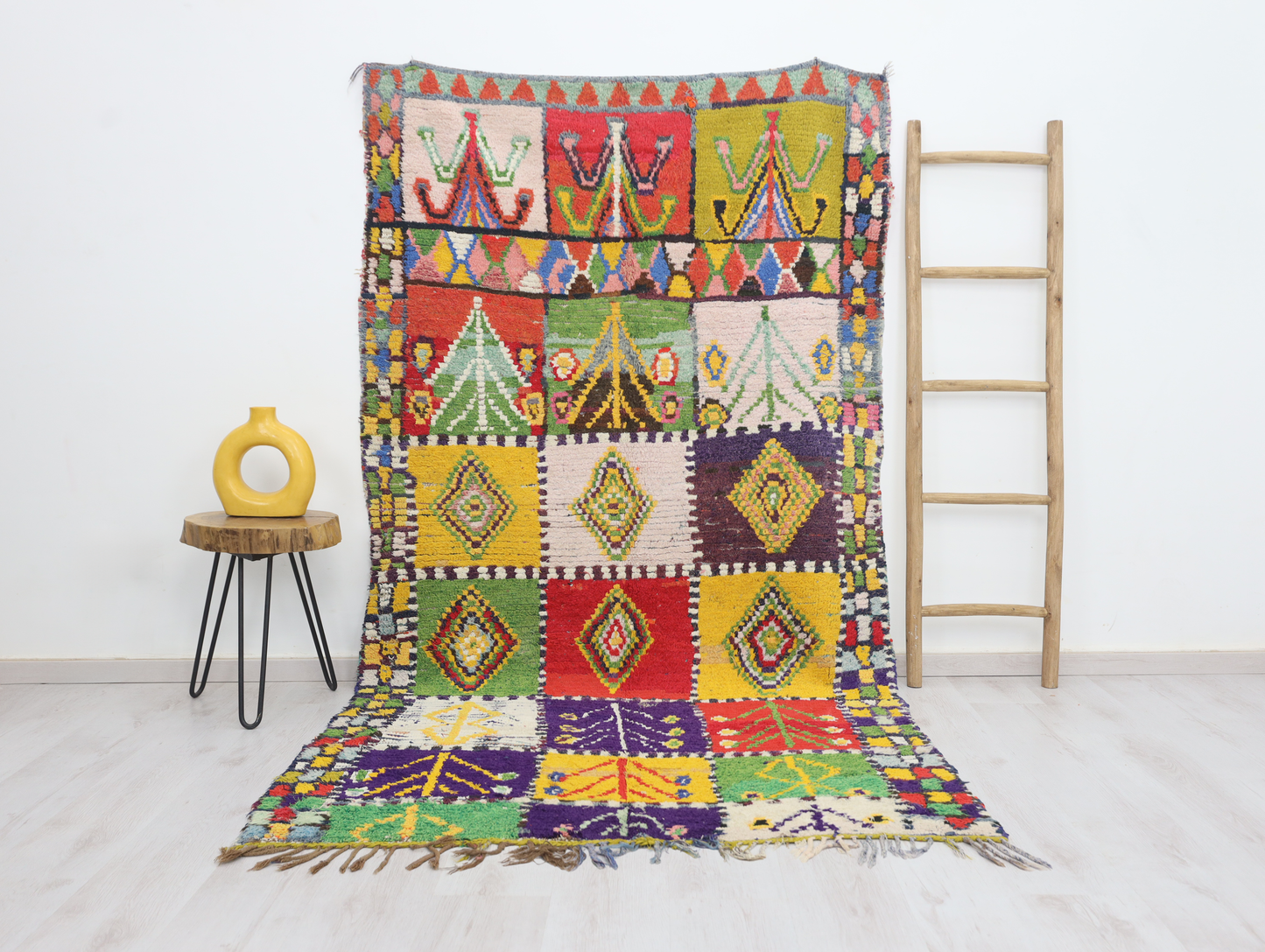 Tirfat Moroccan Rug 4'6" x 8'3" - Urbann-Vibe