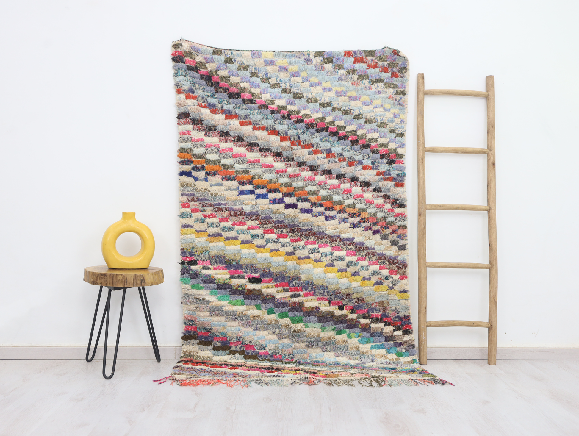 Amastan Moroccan Rug 3'9" x 6'2" - Urbann-Vibe