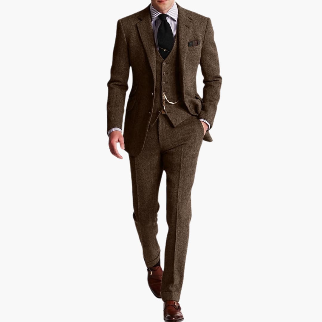Men's slim fit wedding guest suit with vest, elegant tailored three-piece design for groomsmen
