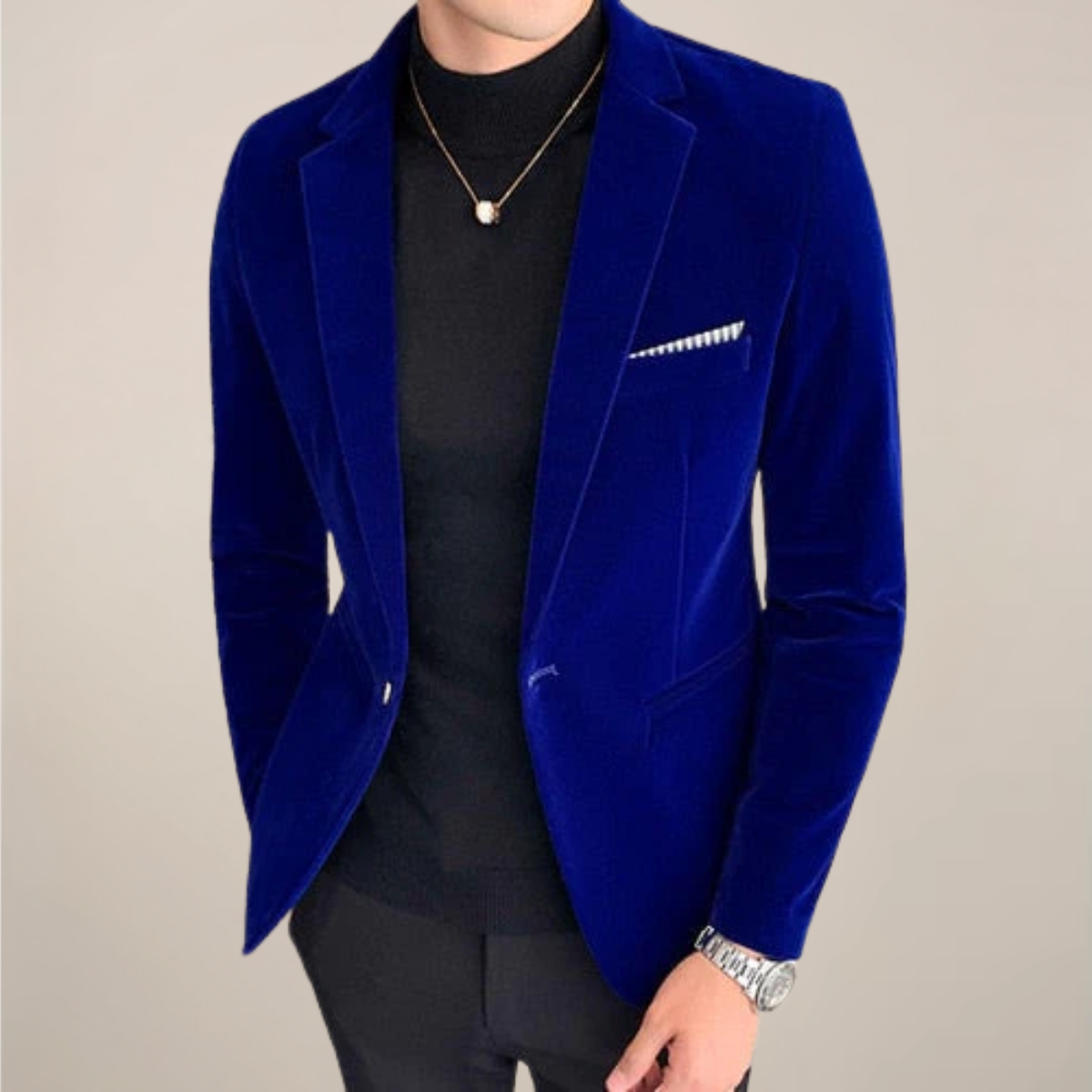 Men's slim tailored velvet blazer evening jacket with classic lapels and luxurious smooth finish