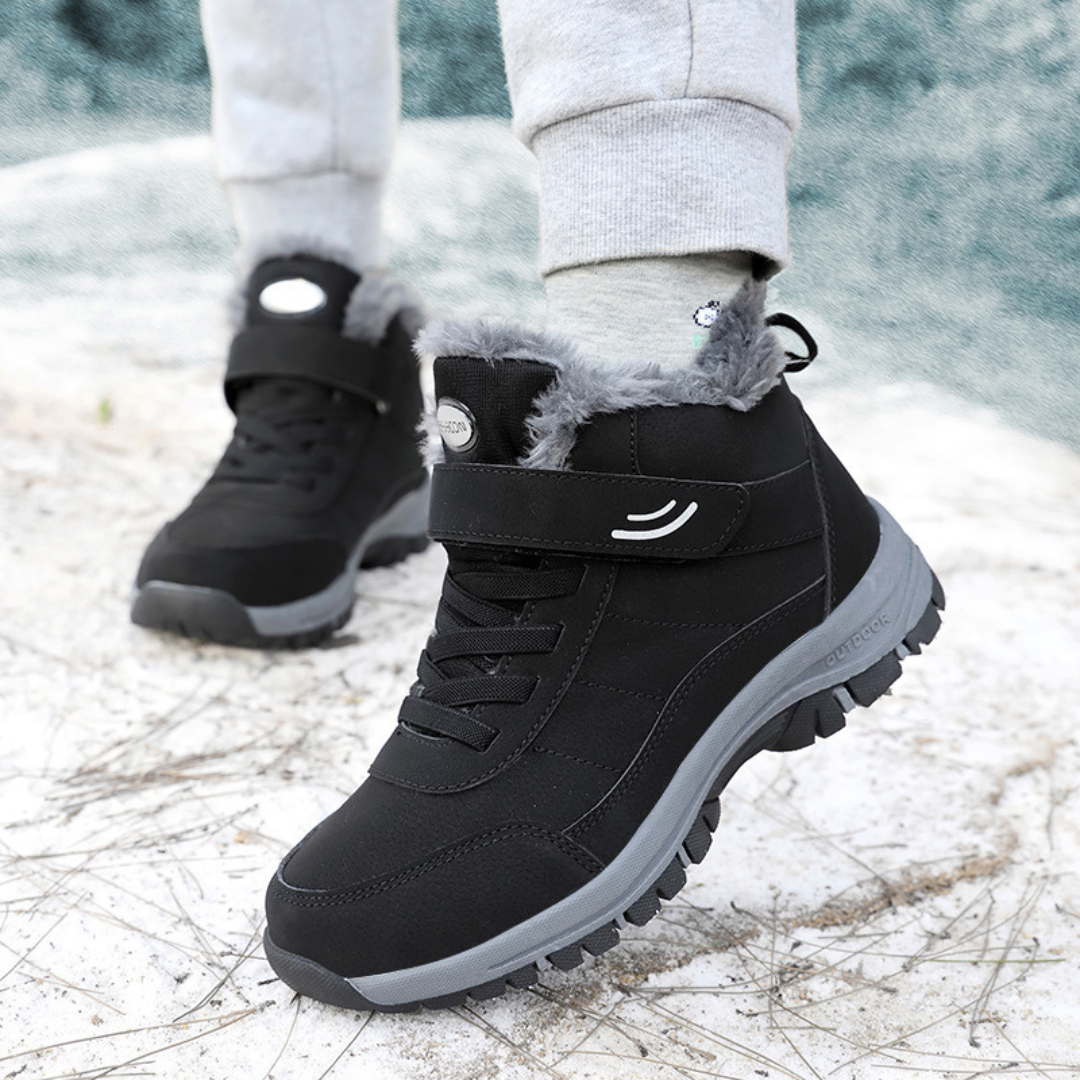 Men's high-top winter boots with faux fur lining, non-slip sole, rugged urban style