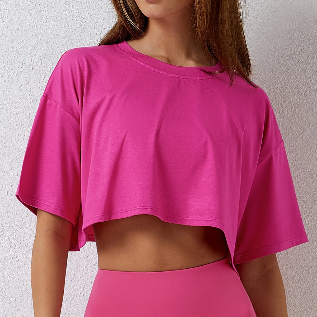 Women's crop tee relaxed fit ultra-stretch breathable quick-dry top with anti-pill comfort