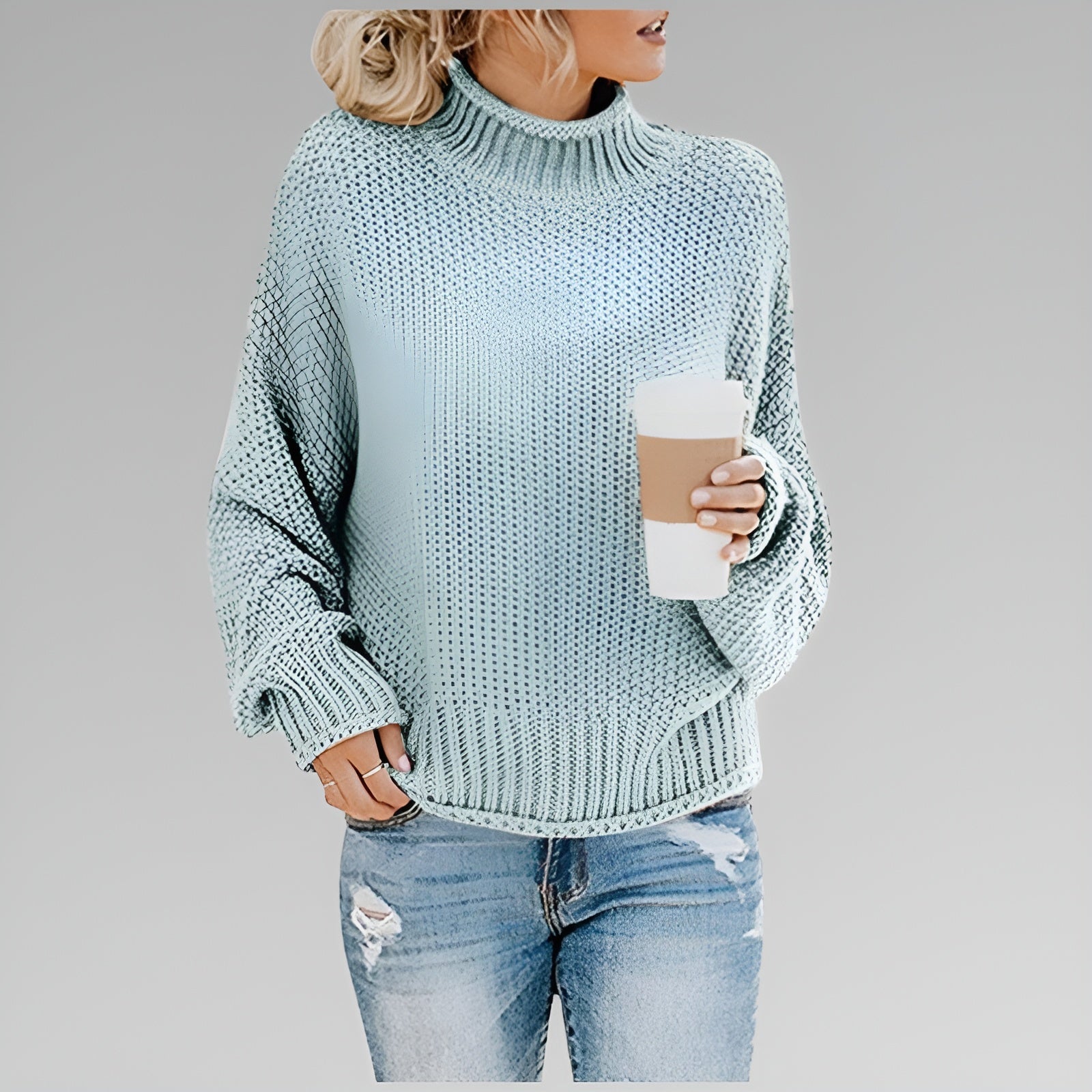 Women's oversized chunky knit sweater, relaxed fit with cozy textured knit for effortless casual elegance