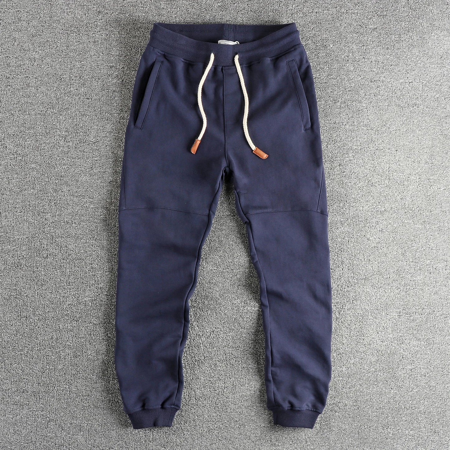 Men's tapered jogger pants heavyweight cotton fleece slim fit with zippered pockets
