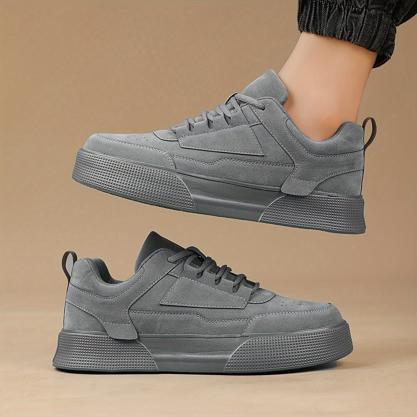 Men's chunky sole lace-up street sneakers bold silhouette structured upper stacked sole everyday casual