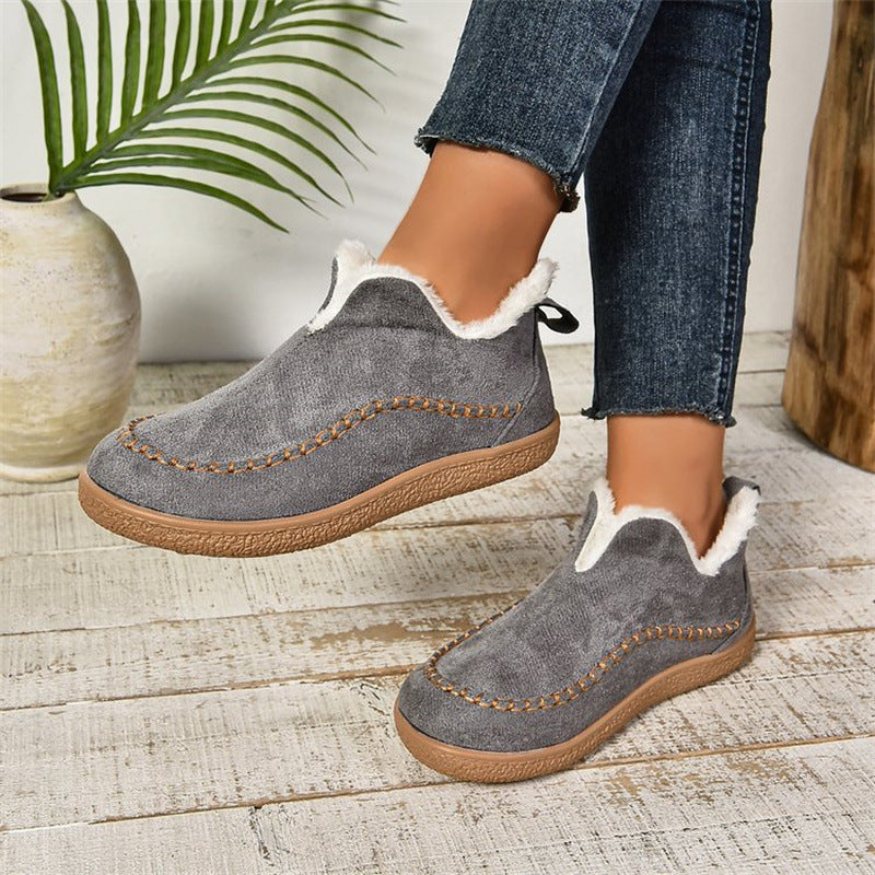 Women's slip-on moccasin winter boots with cozy plush lining for ultimate warmth and comfort