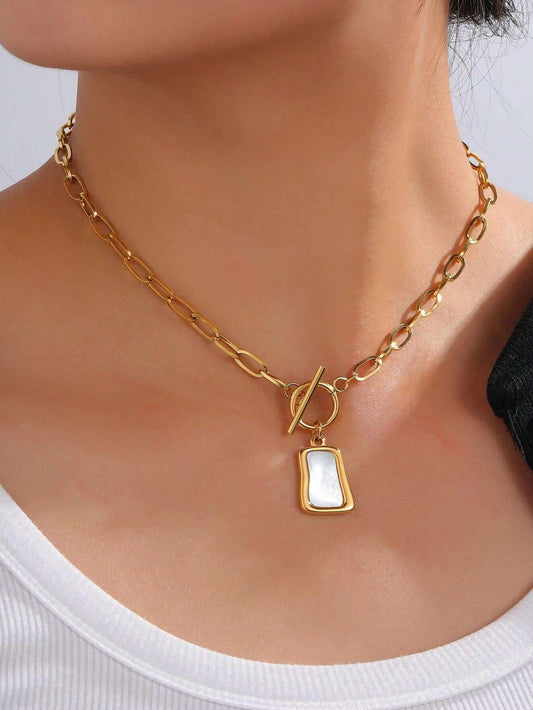 Gold-Plated Geometric Square Necklace - Urbann-Vibe
